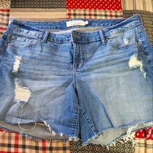 Torrid Cut Off Distressed Shorts Size 16